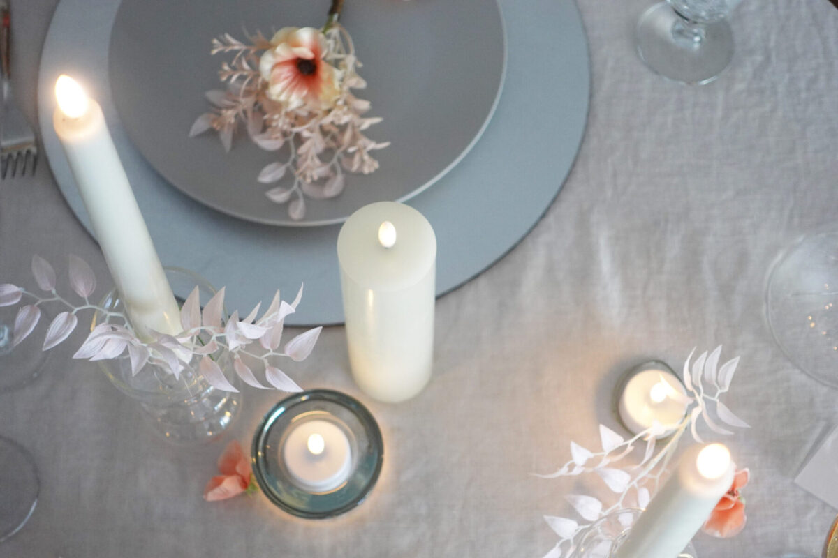 パトリアキャンドルを使用したテーブル装飾